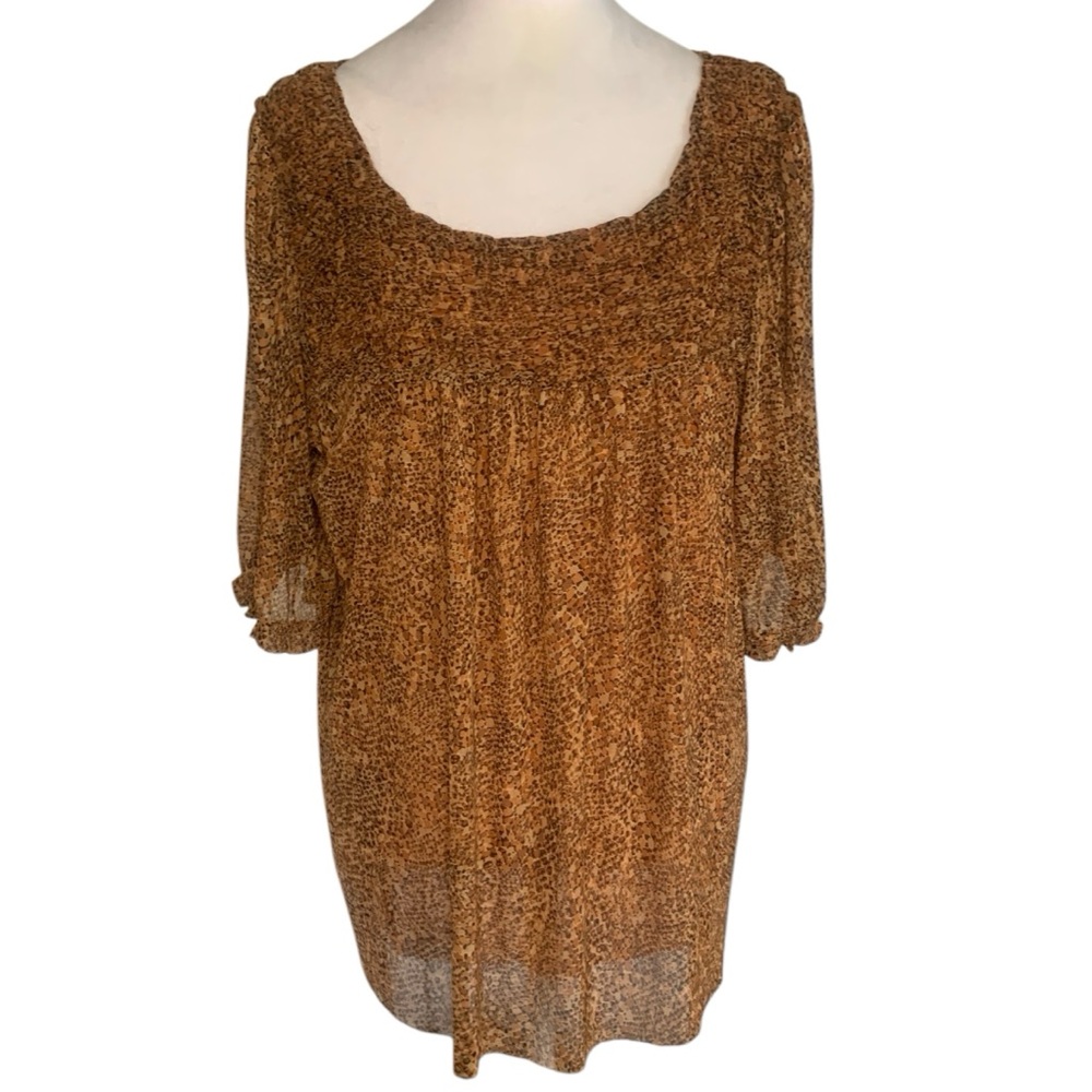 Rose + Olive Smocked Top Women’s Large Animal Print